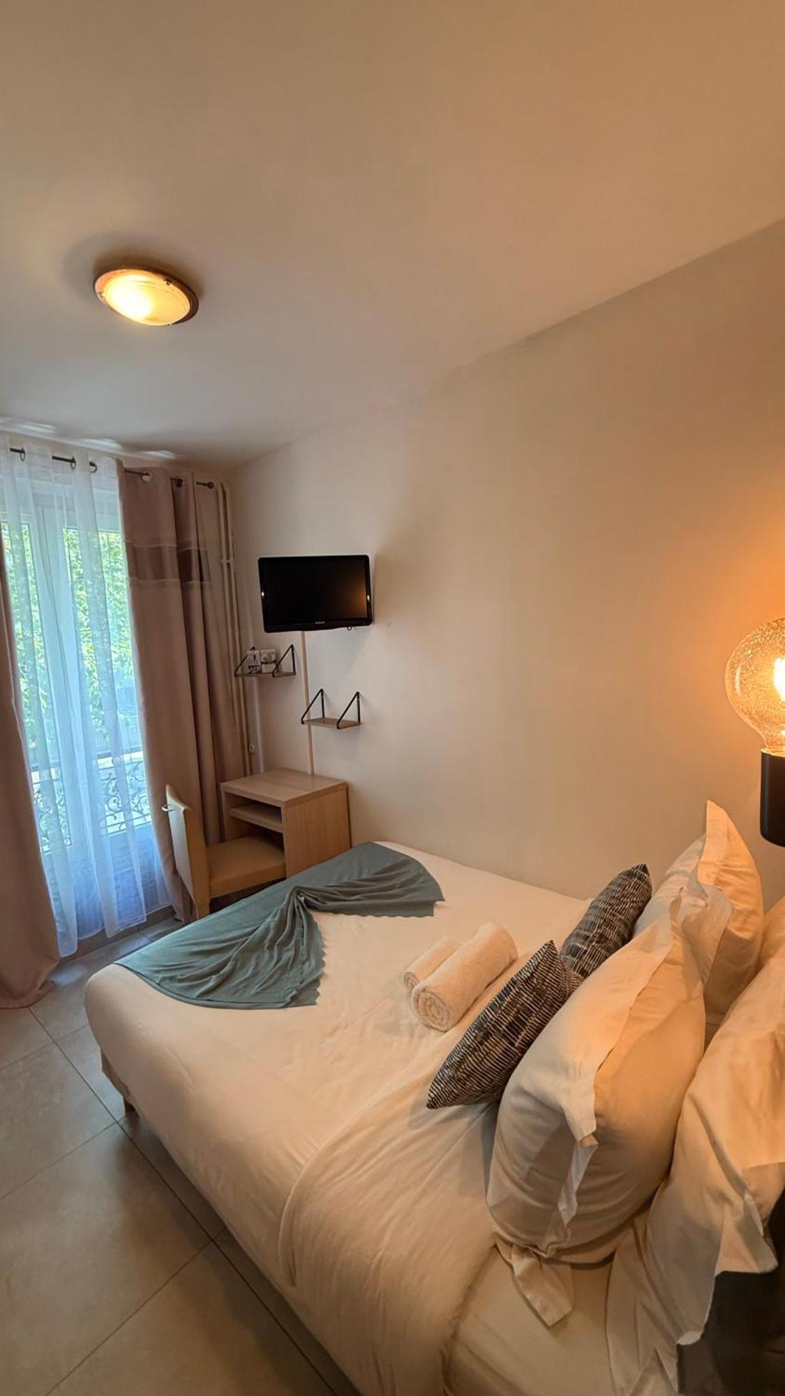 De Choisy Hotel 2*